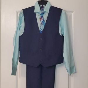 Big Boy's suit